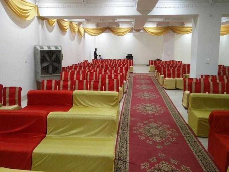 Tej Mahal Palace Bandikui Buitenkant foto